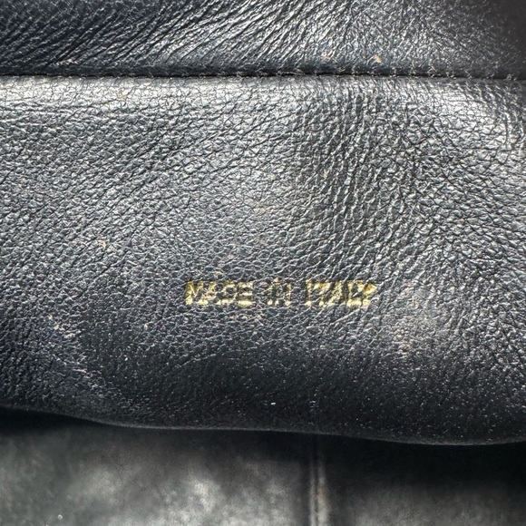 Chanel Vintage Black Quilted Camera Crossbody Bag –Quilted Caviar, Gold Hardware - Picture 13 of 15